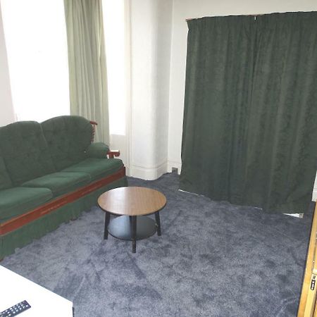 Beeton Villas Holiday Apartments Blackpool Luaran gambar