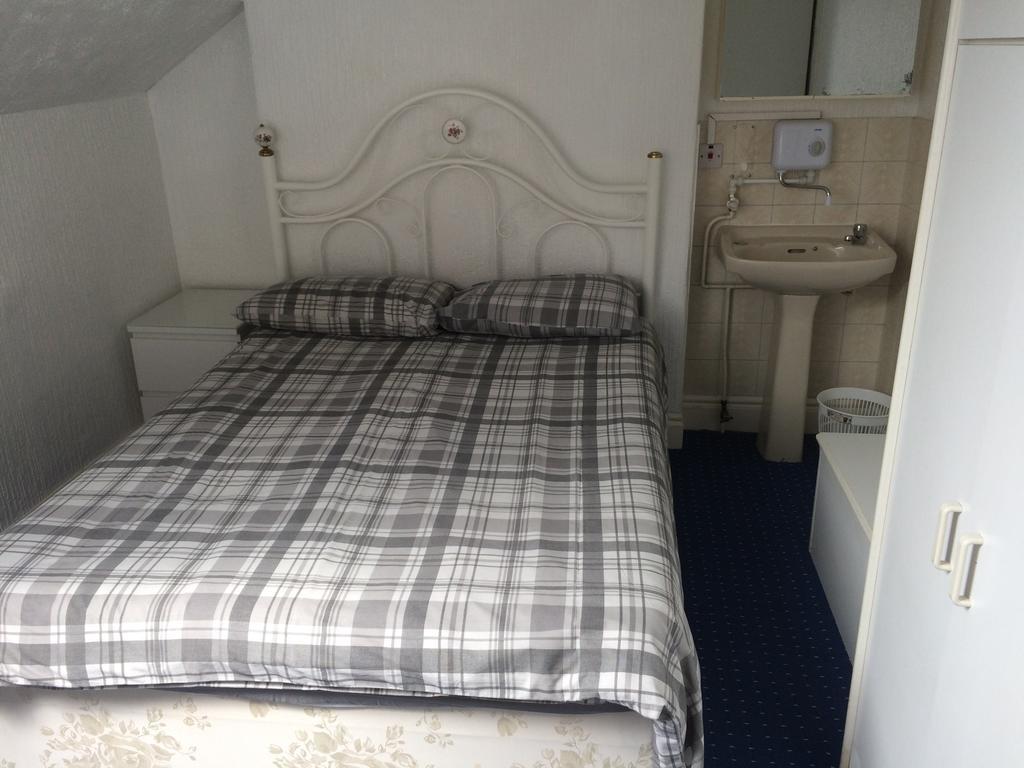 Beeton Villas Holiday Apartments Blackpool Luaran gambar