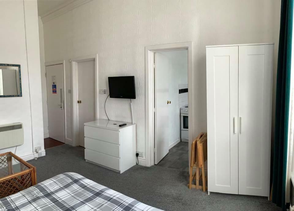 Beeton Villas Holiday Apartments Blackpool Luaran gambar