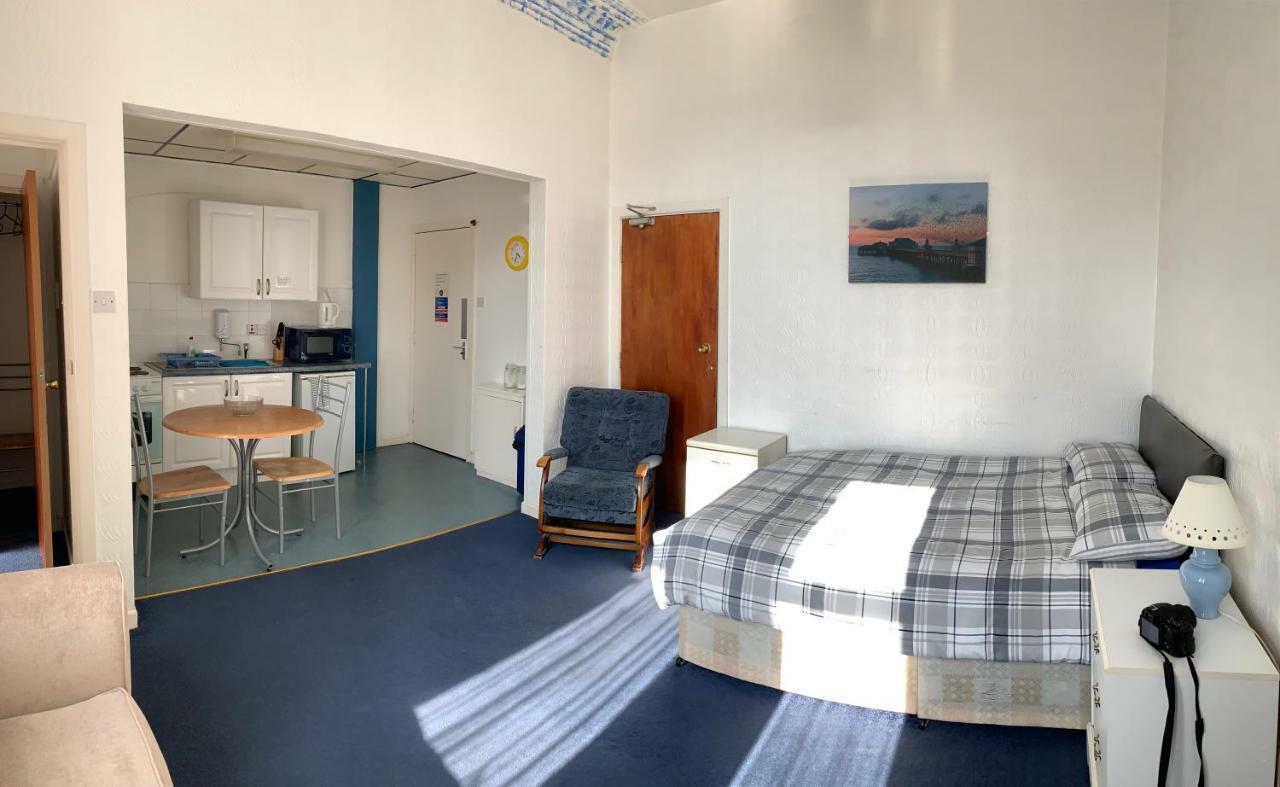 Beeton Villas Holiday Apartments Blackpool Luaran gambar