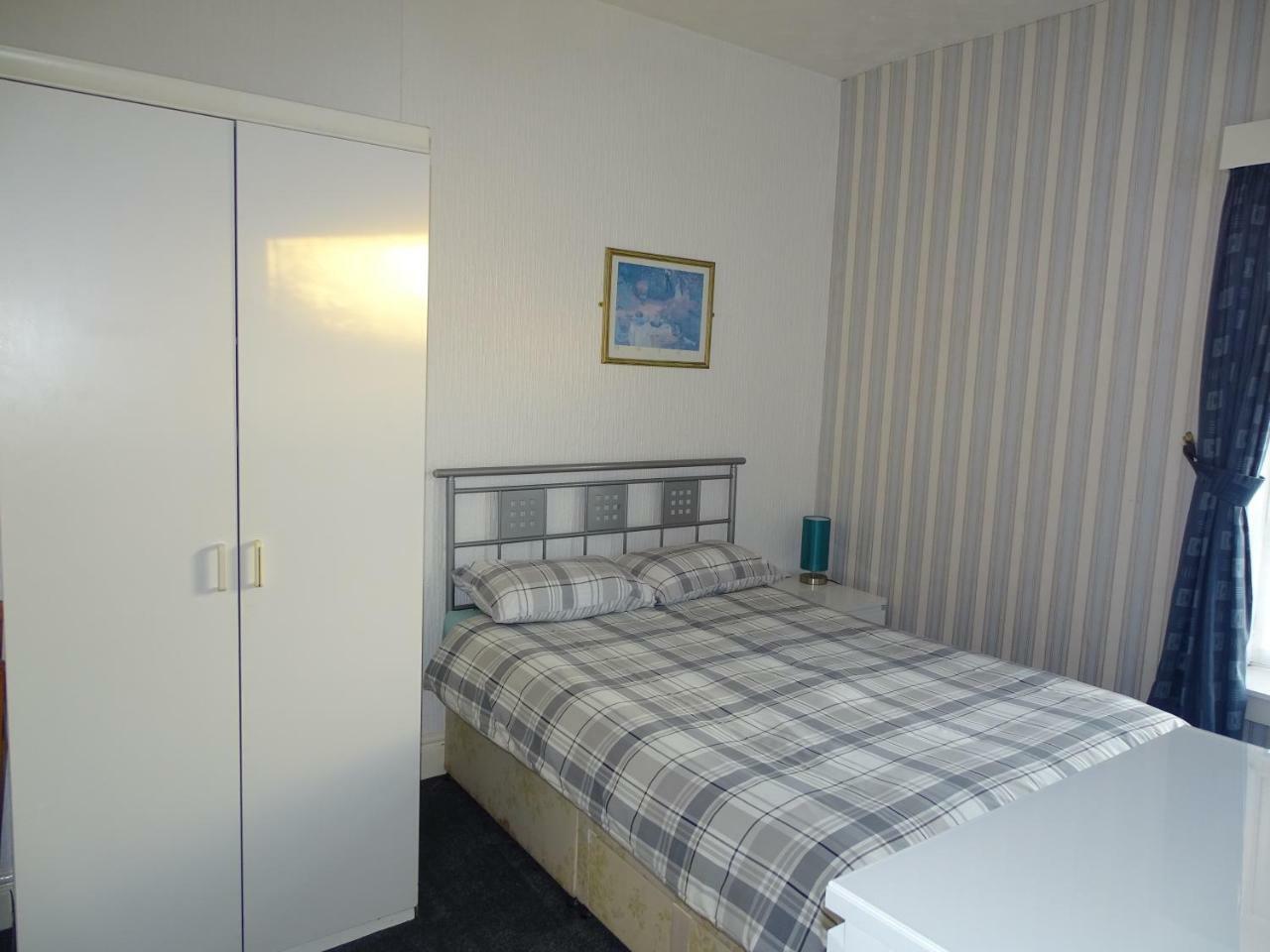 Beeton Villas Holiday Apartments Blackpool Luaran gambar