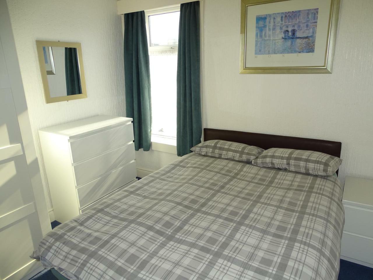 Beeton Villas Holiday Apartments Blackpool Luaran gambar