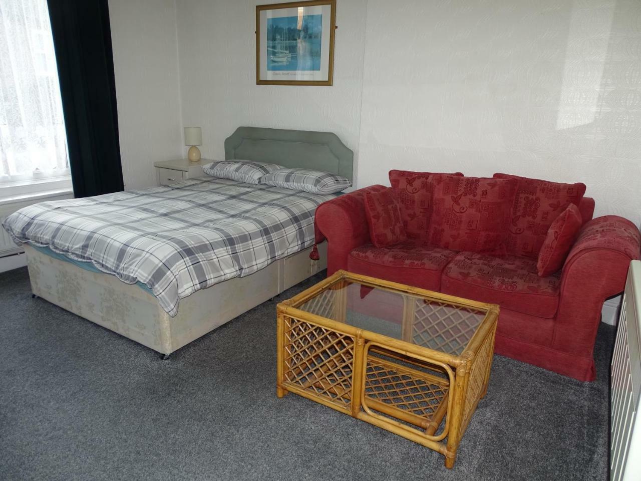 Beeton Villas Holiday Apartments Blackpool Luaran gambar