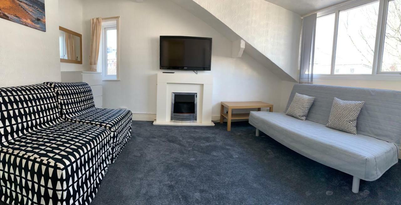 Beeton Villas Holiday Apartments Blackpool Luaran gambar