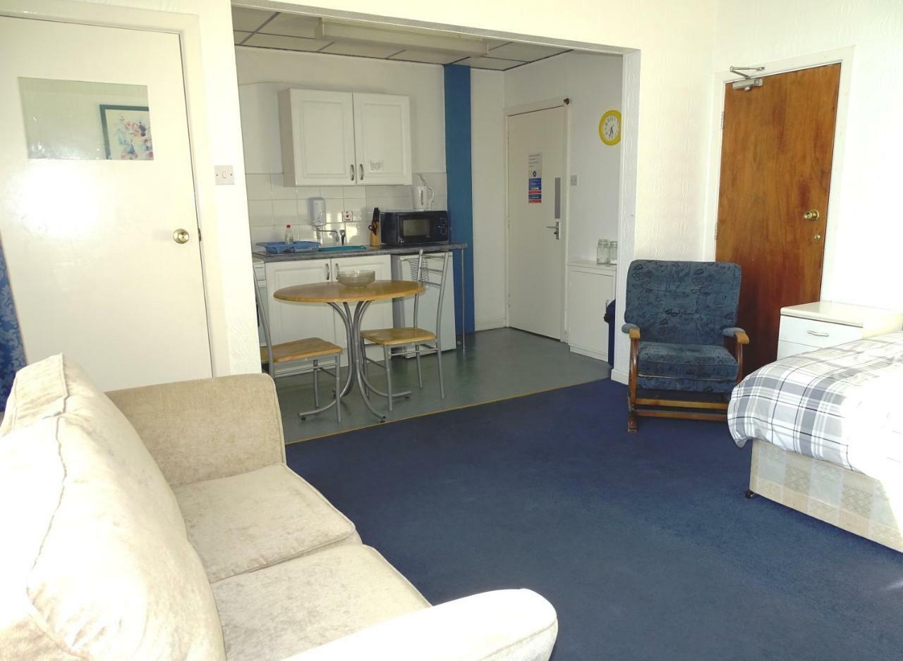 Beeton Villas Holiday Apartments Blackpool Luaran gambar