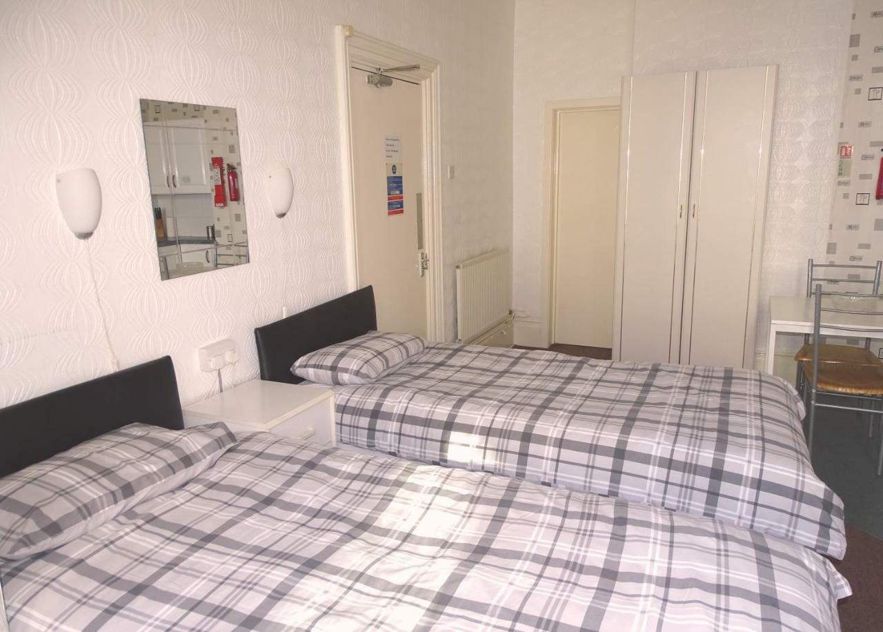 Beeton Villas Holiday Apartments Blackpool Luaran gambar