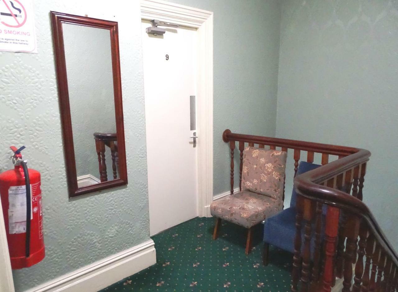 Beeton Villas Holiday Apartments Blackpool Luaran gambar