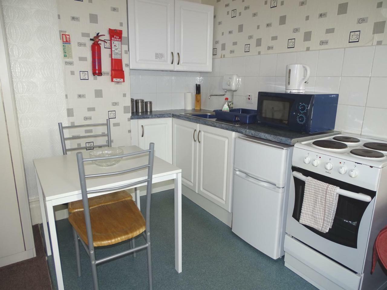 Beeton Villas Holiday Apartments Blackpool Luaran gambar