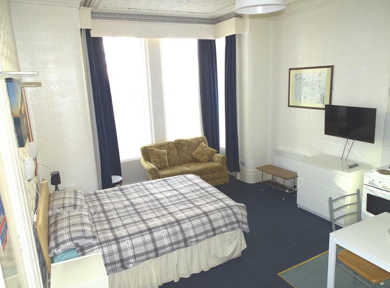 Beeton Villas Holiday Apartments Blackpool Luaran gambar